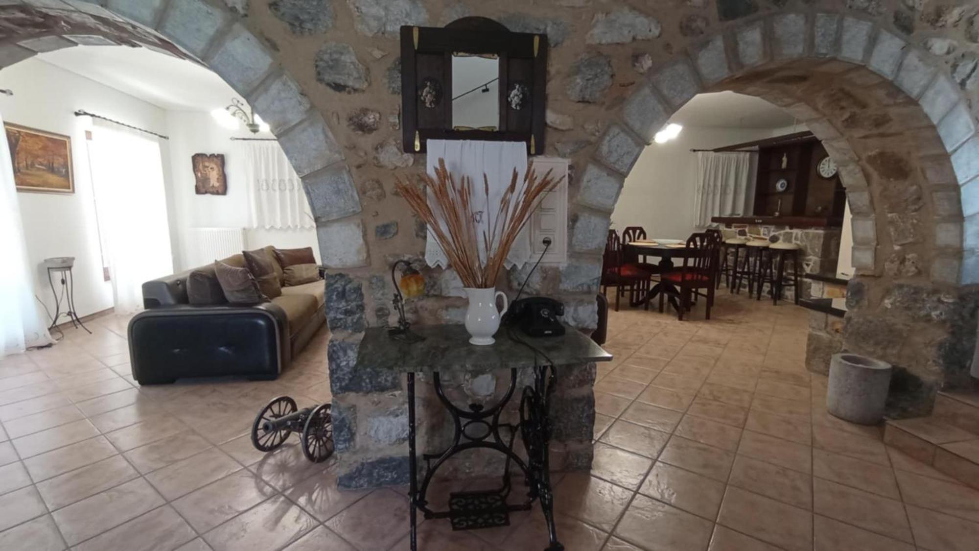Villa Iris Mystras Eksteriør bilde