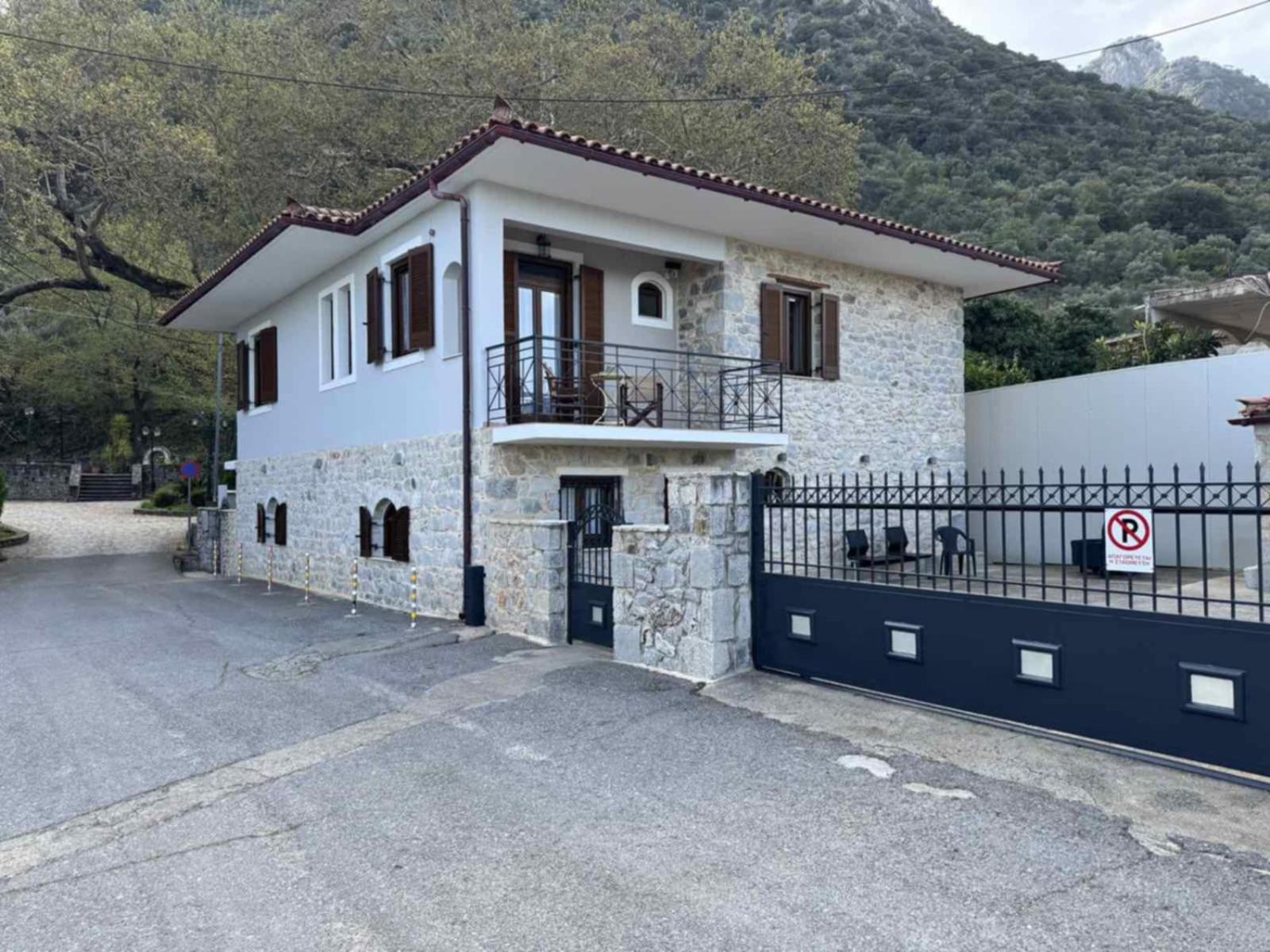 Villa Iris Mystras Eksteriør bilde